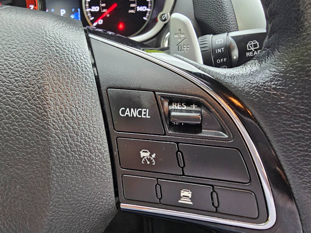 Vehicle image 19 of 38