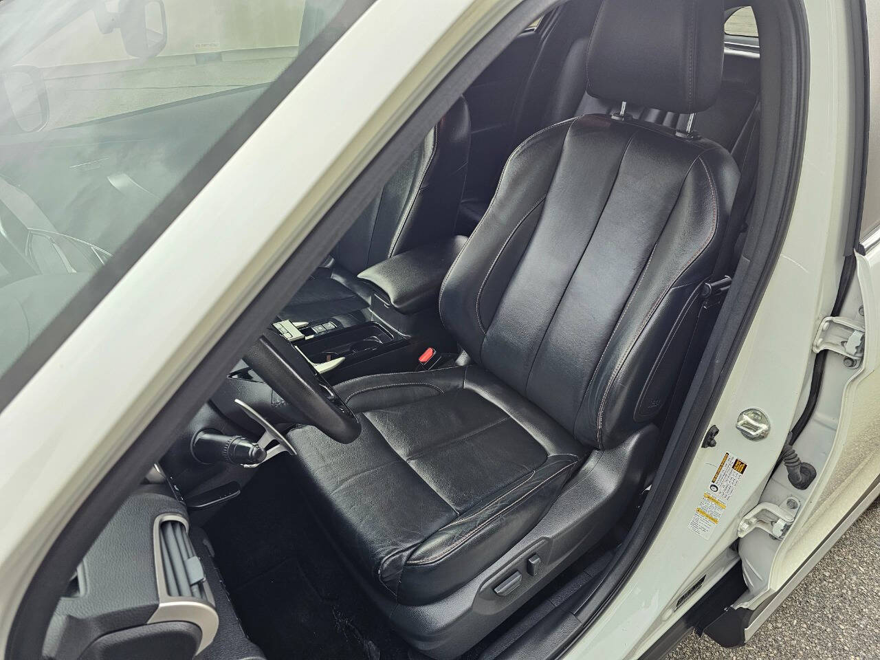 Vehicle image 12 of 38