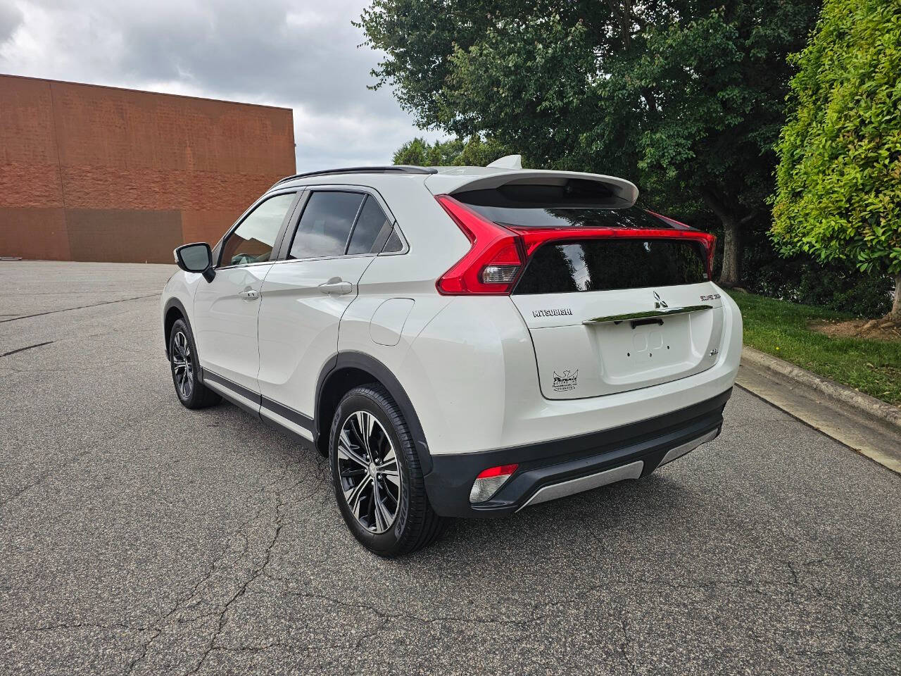 Vehicle image 7 of 38