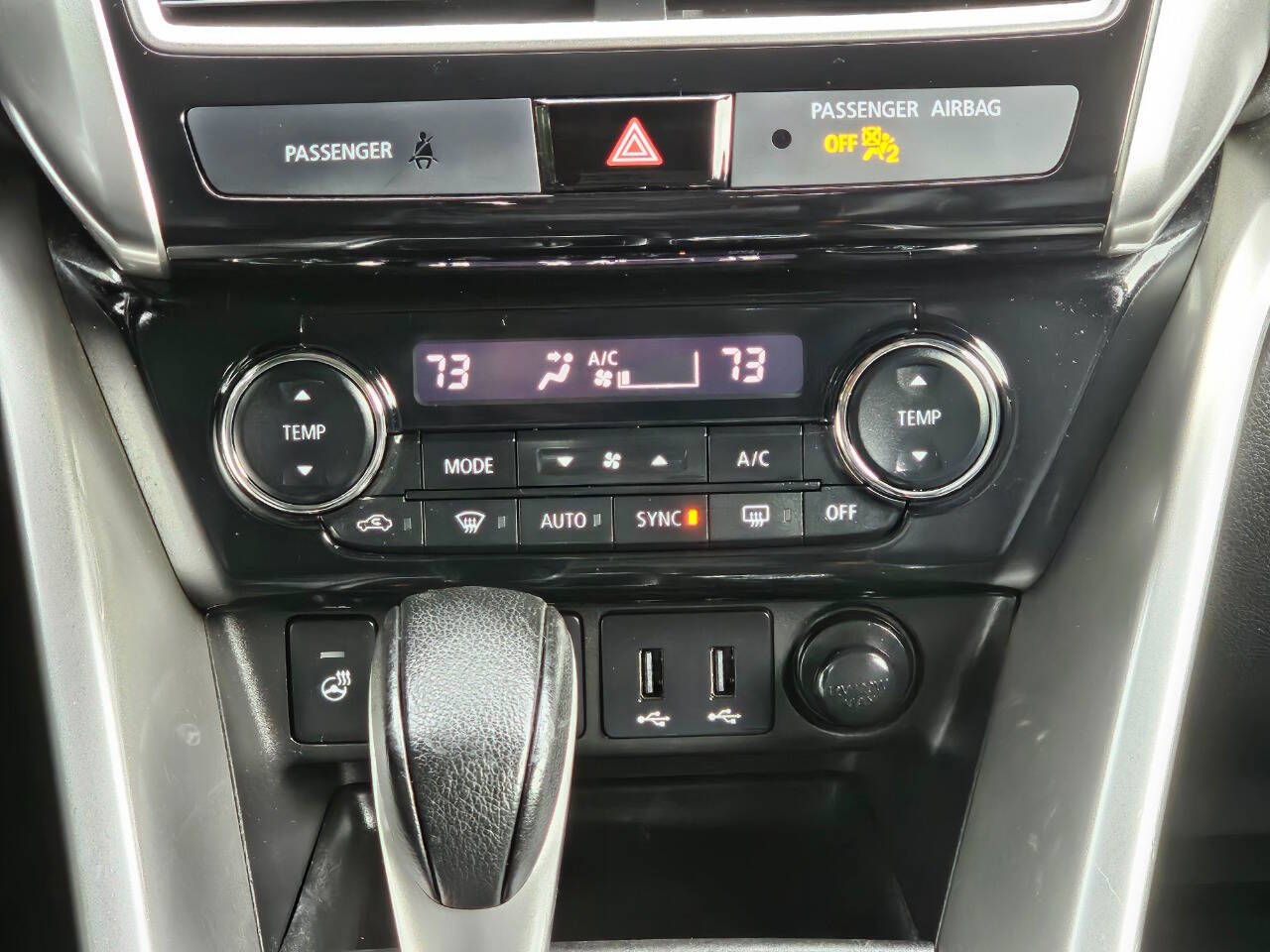 Vehicle image 22 of 38