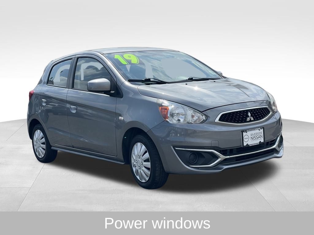 Vehicle image 3 of 32
