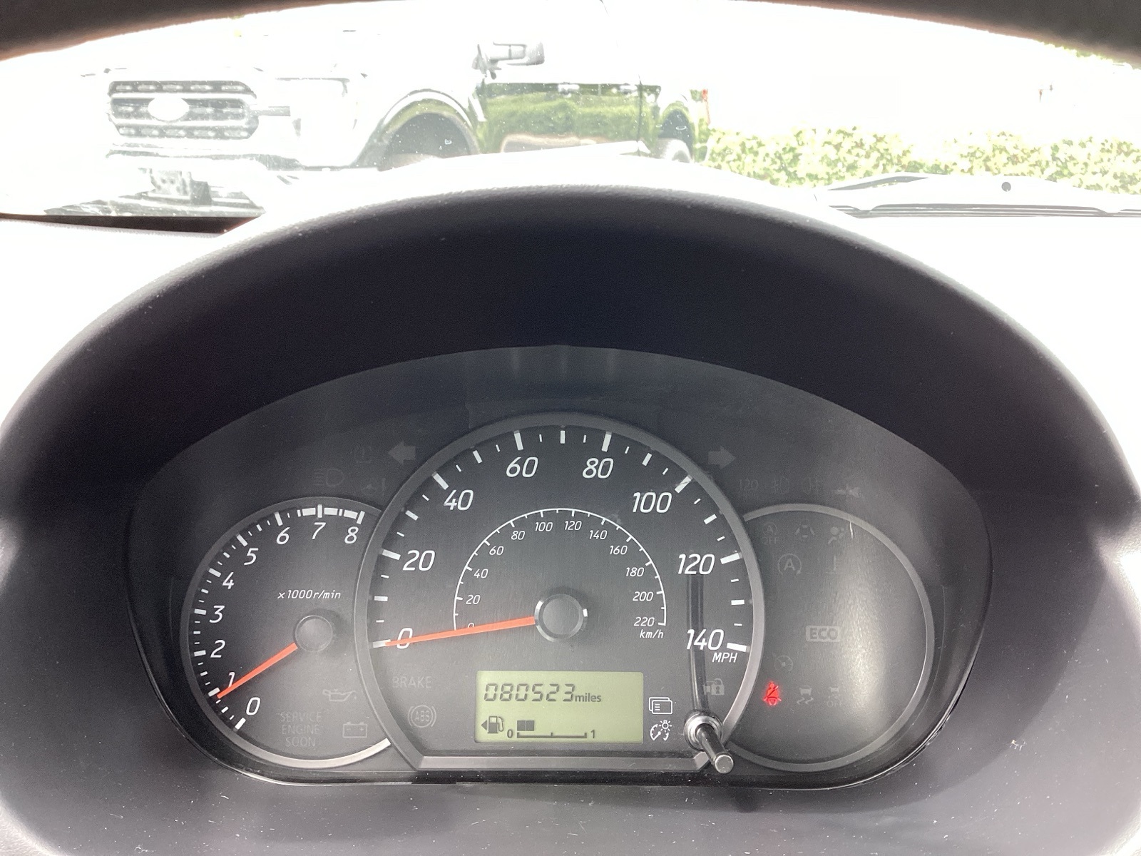 Vehicle image 18 of 33