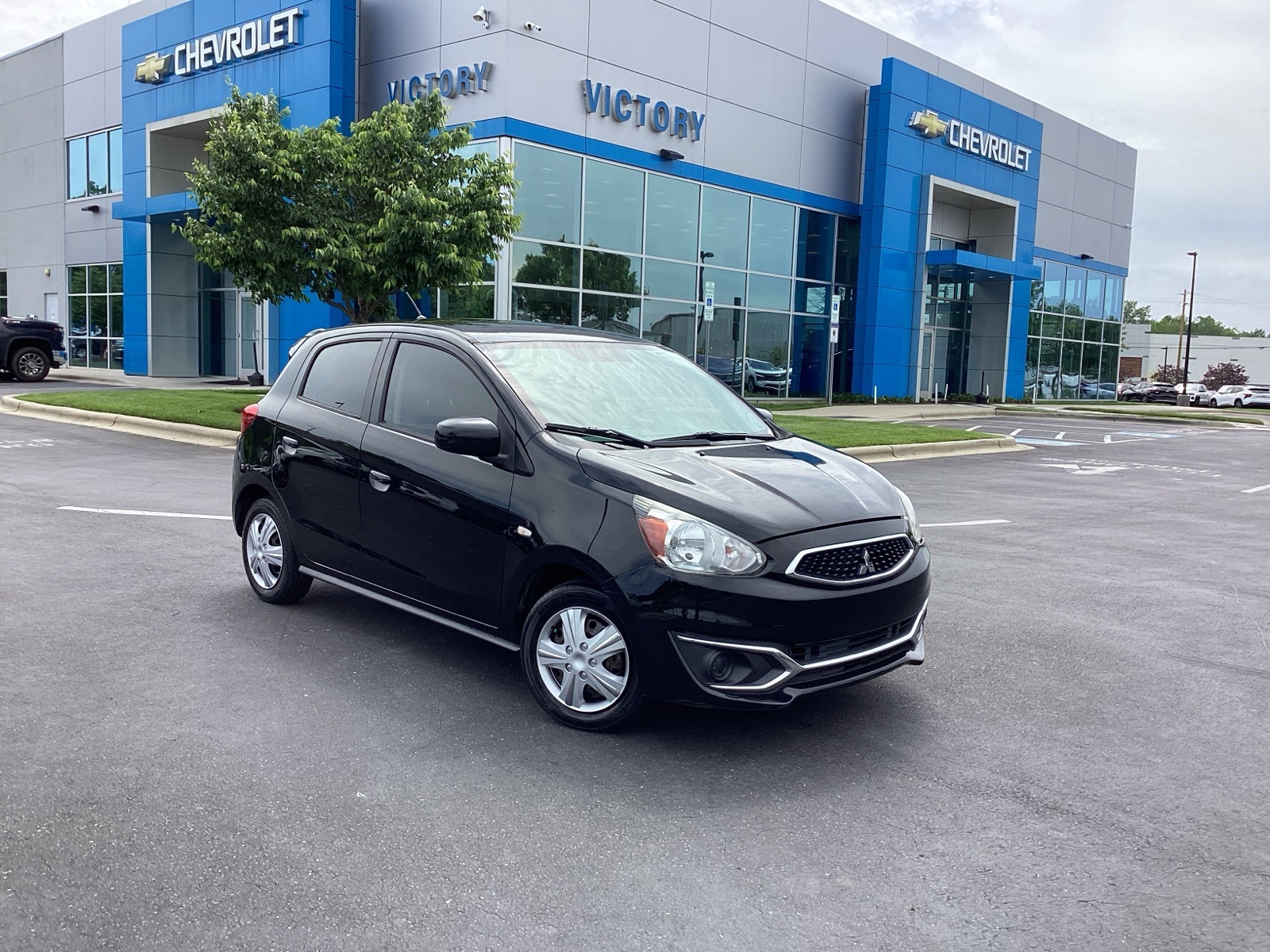 Vehicle image 3 of 33