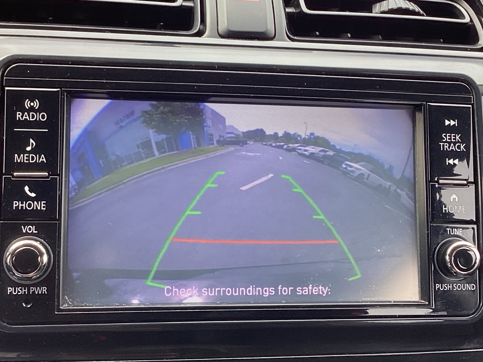 Vehicle image 20 of 33
