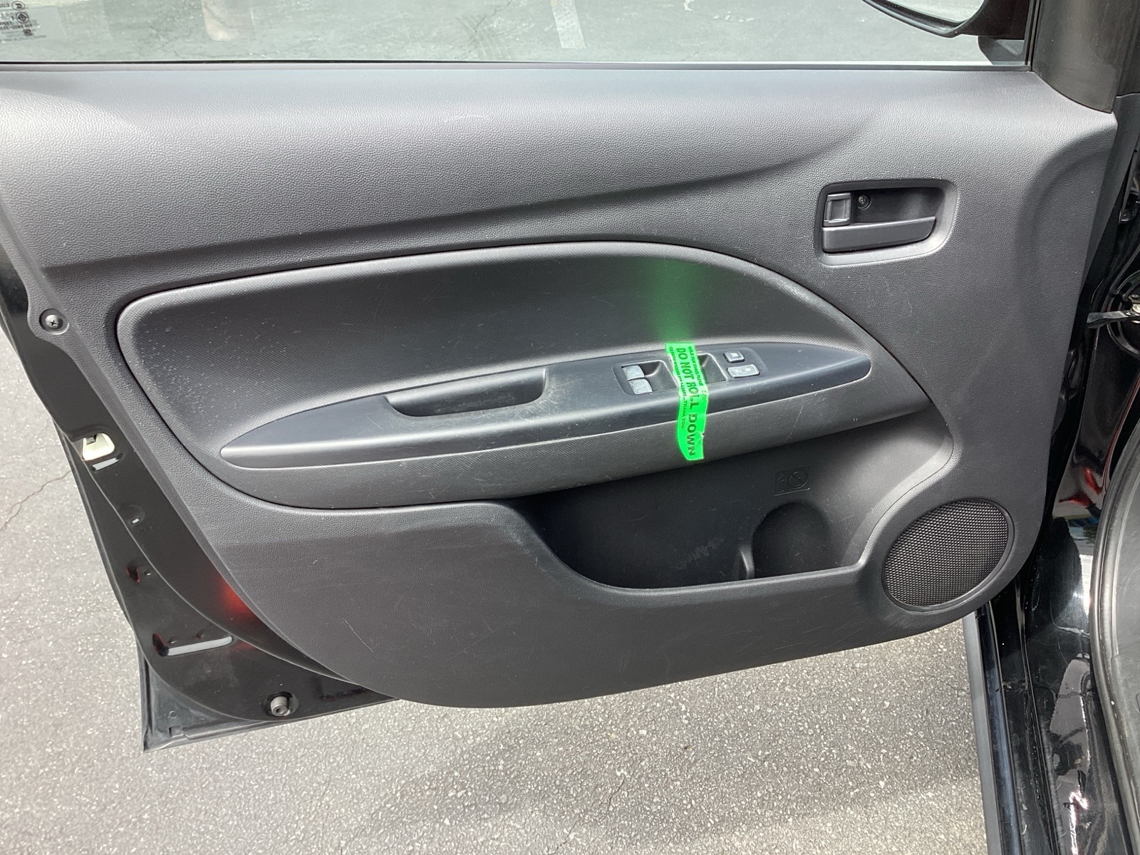 Vehicle image 24 of 33