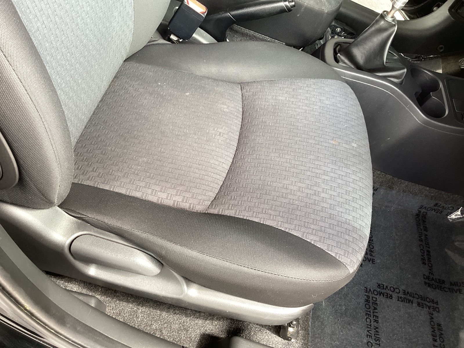 Vehicle image 22 of 33