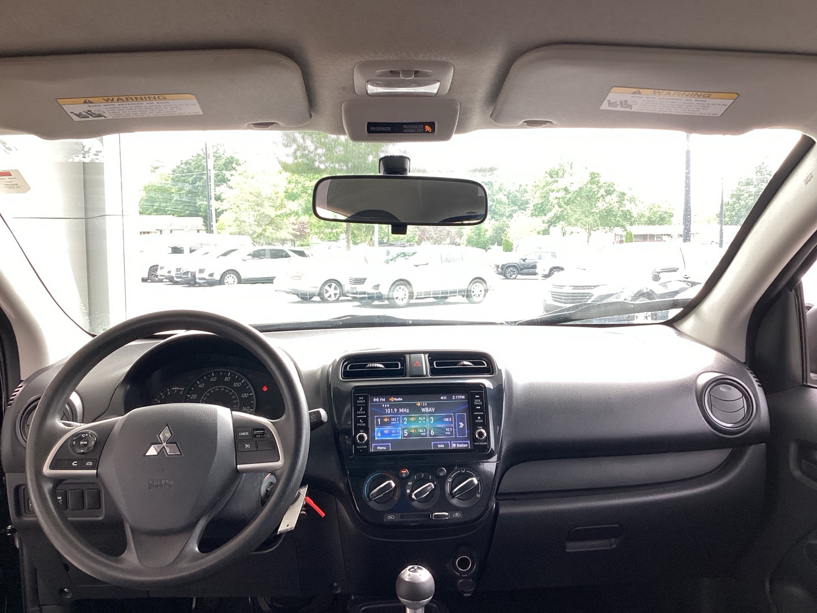 Vehicle image 14 of 33