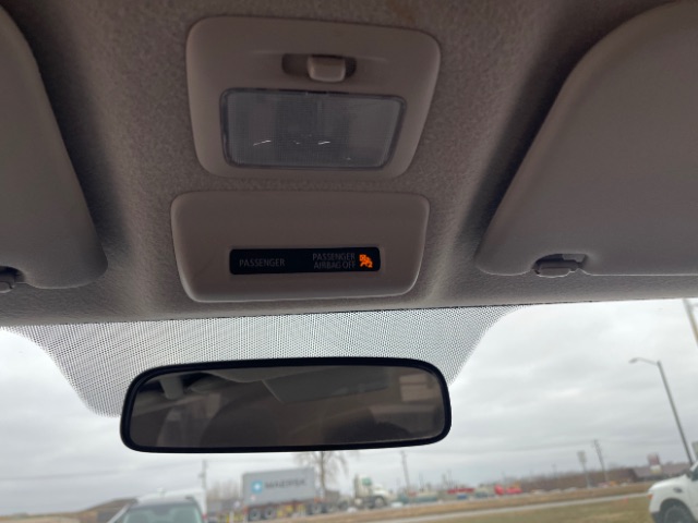 Vehicle image 24 of 25