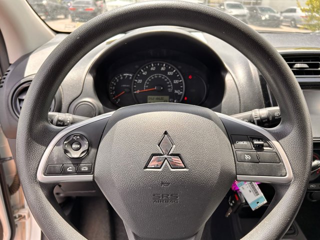 Vehicle image 18 of 32