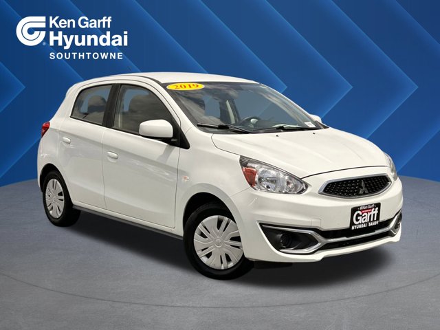 Vehicle image 3 of 32