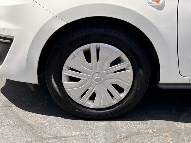 Vehicle image 9 of 32