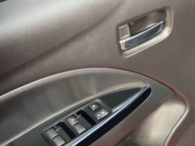 Vehicle image 10 of 24