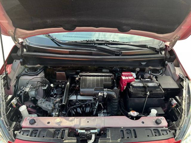 Vehicle image 23 of 24