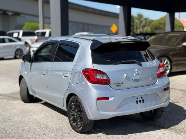 Vehicle image 8 of 33