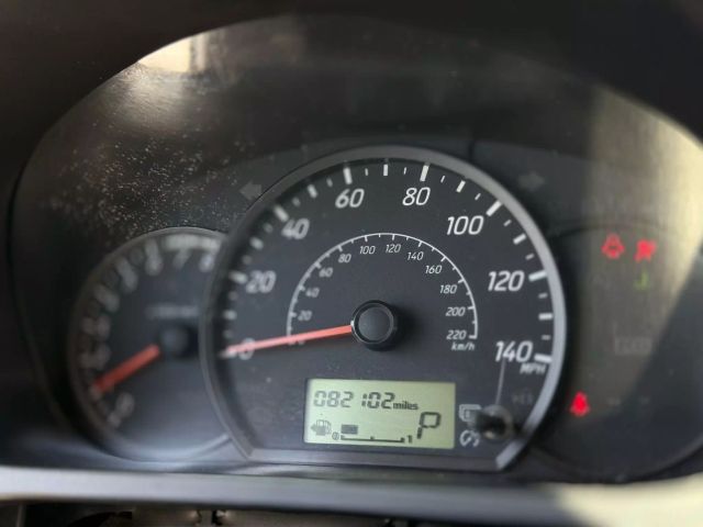 Vehicle image 21 of 33