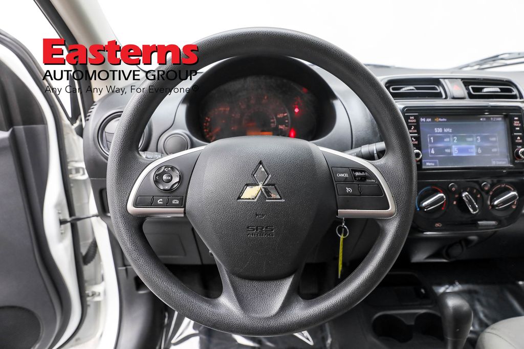 Vehicle image 40 of 60