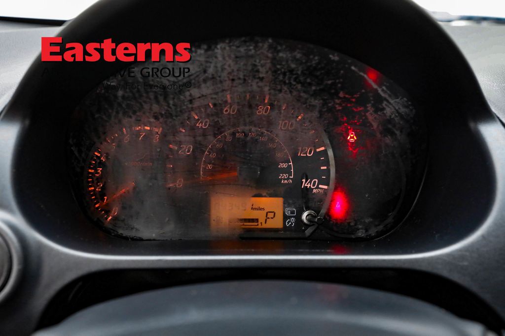 Vehicle image 47 of 60
