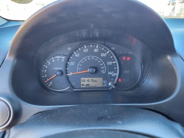 Vehicle image 24 of 30