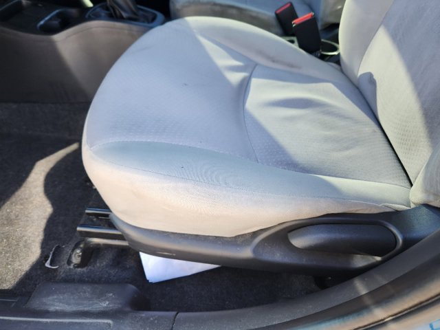 Vehicle image 9 of 30