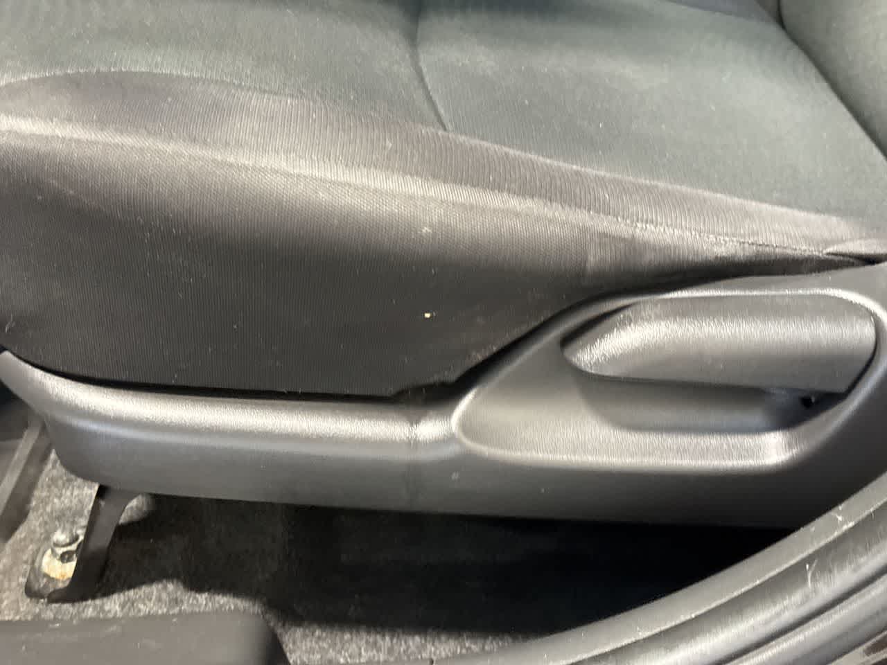 Vehicle image 20 of 23