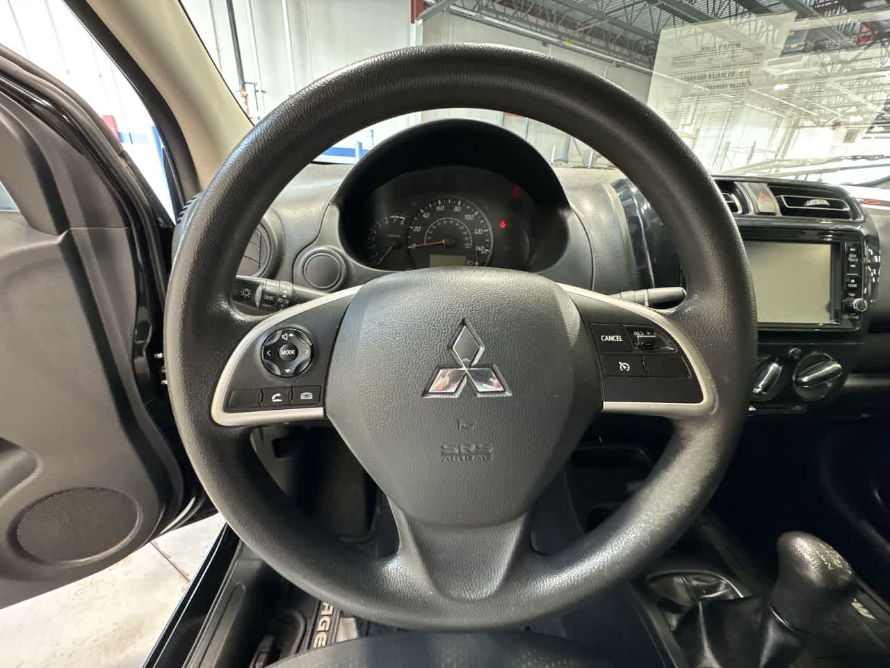 Vehicle image 14 of 23