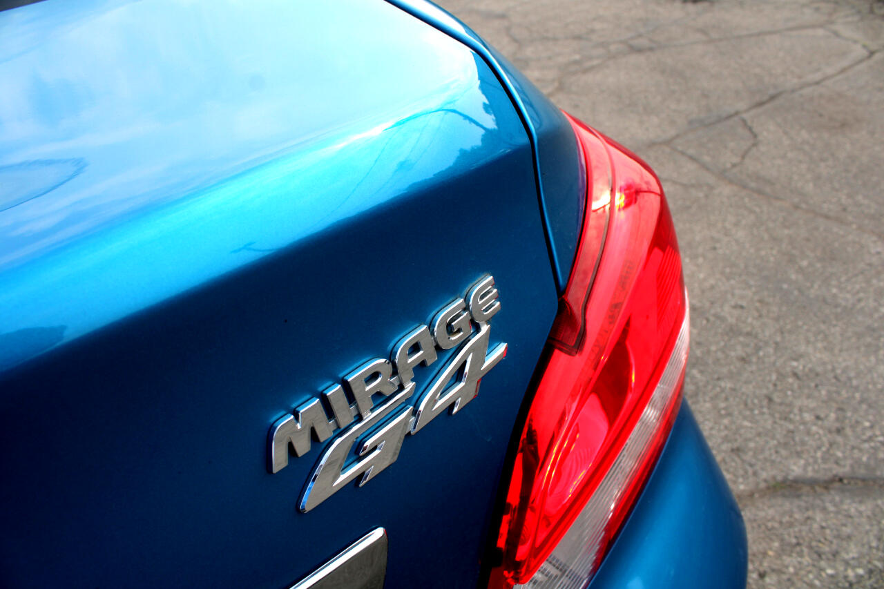 Vehicle image 28 of 30