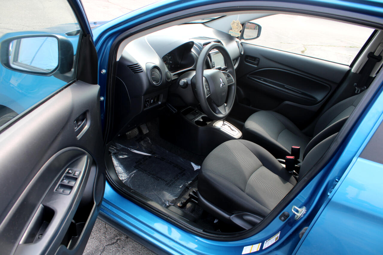 Vehicle image 18 of 30