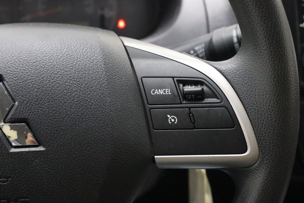 Vehicle image 18 of 34