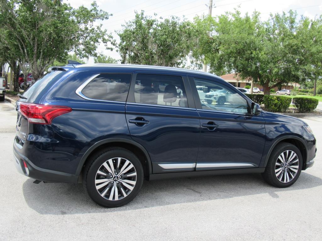 Vehicle image 3 of 34