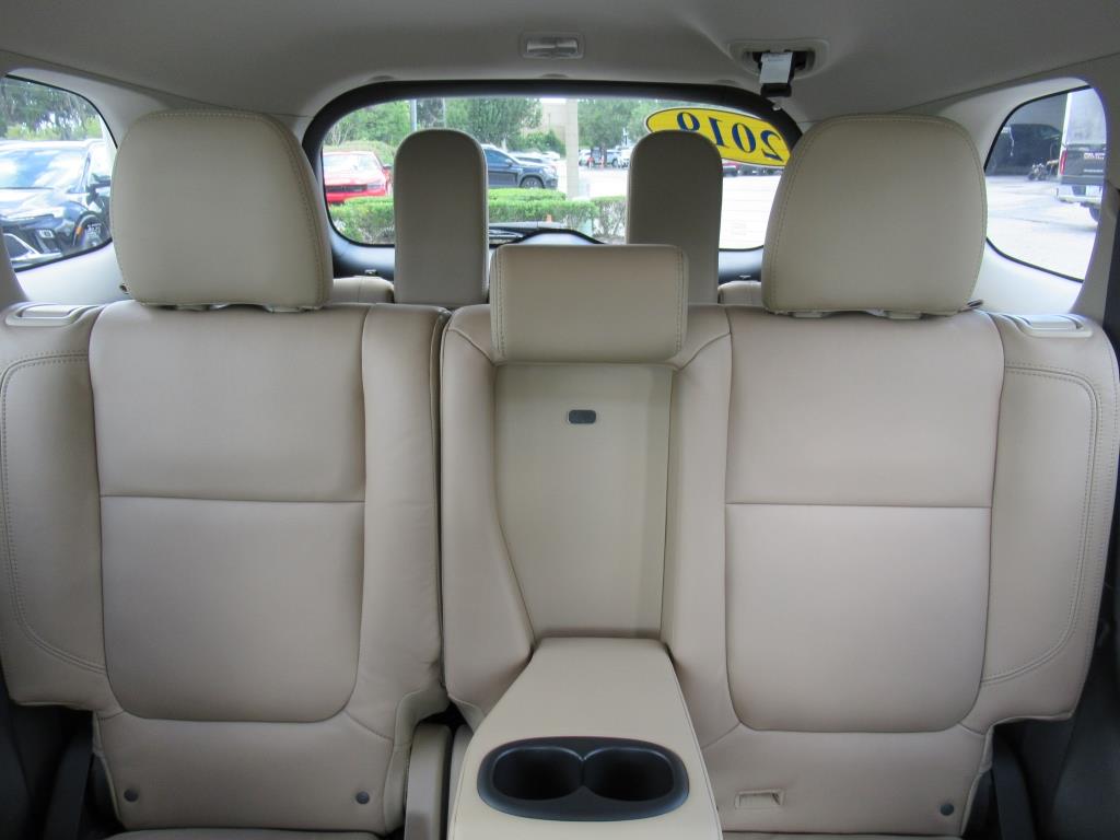 Vehicle image 12 of 34