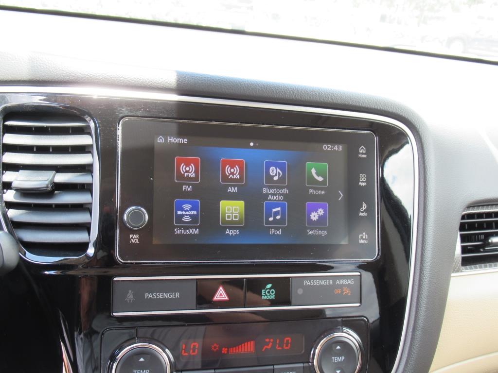 Vehicle image 22 of 34
