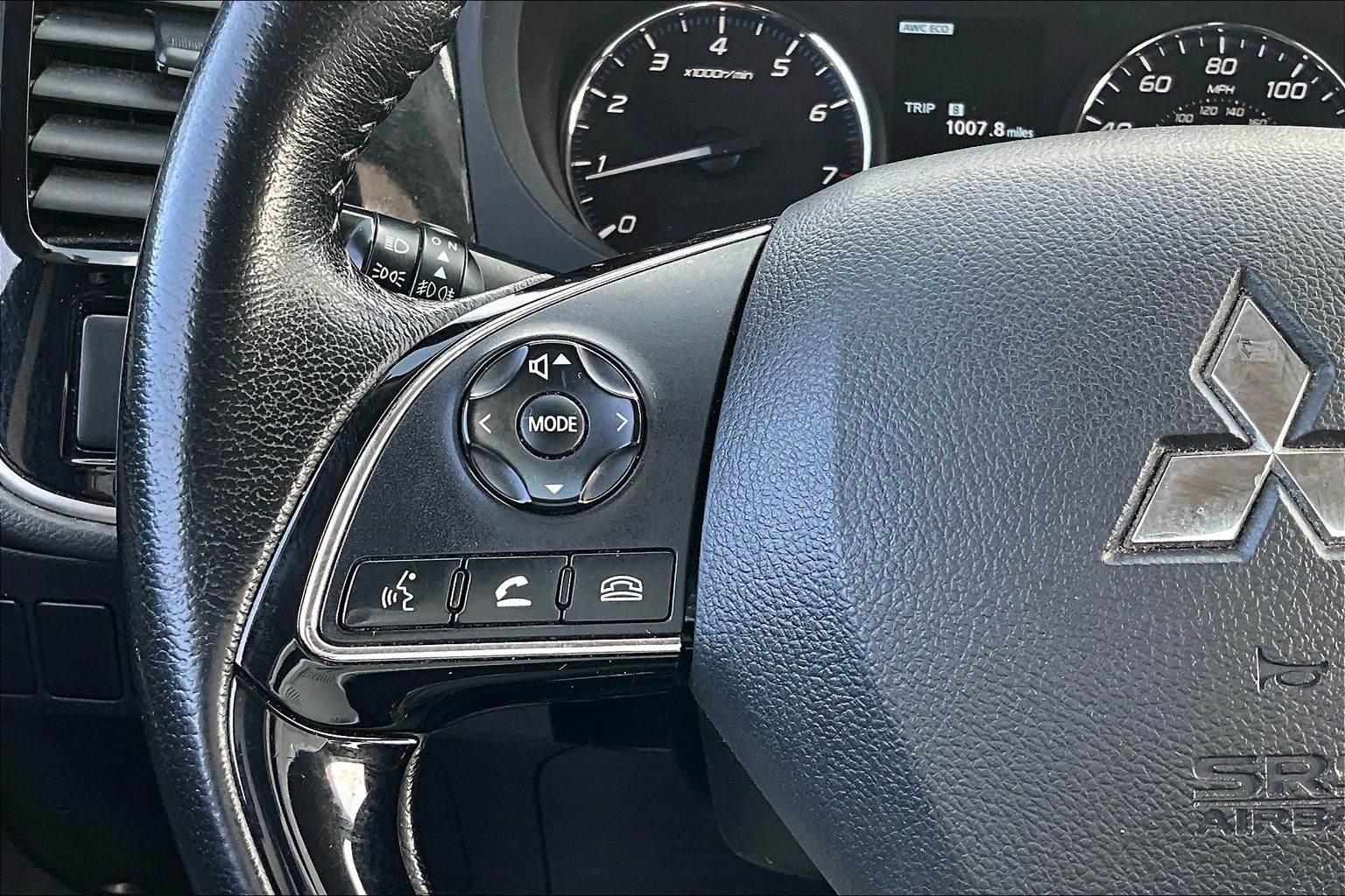 2019 Mitsubishi Outlander Image 18 of 32