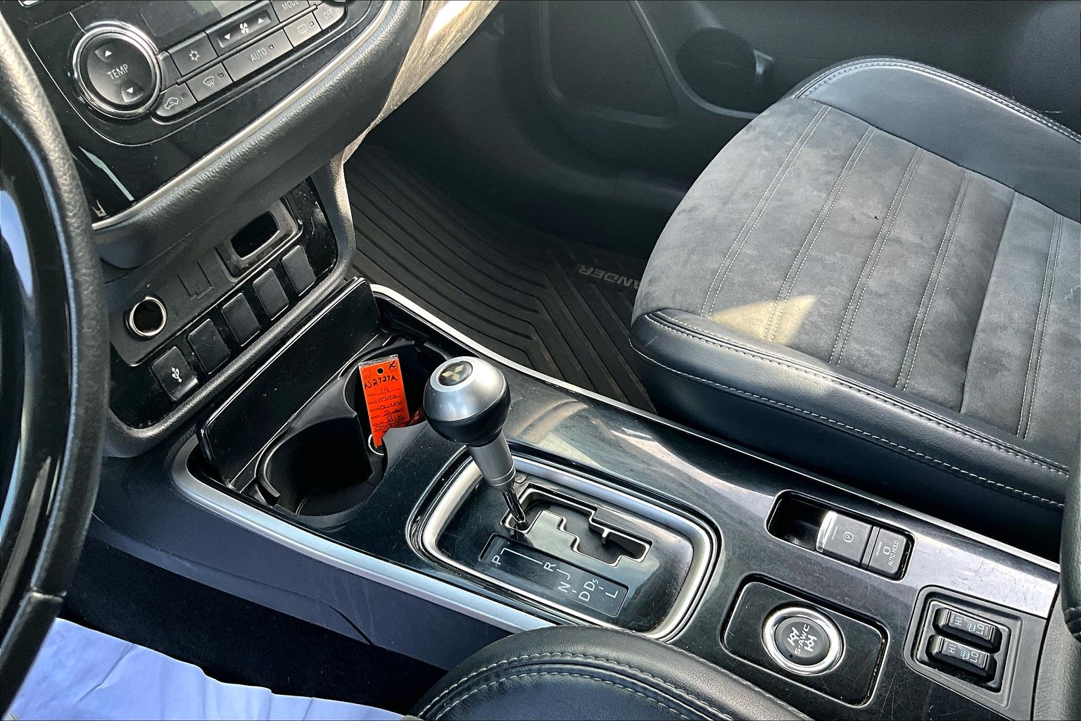 2019 Mitsubishi Outlander Image 23 of 32