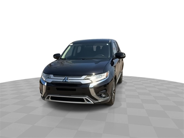 Vehicle image 2 of 33