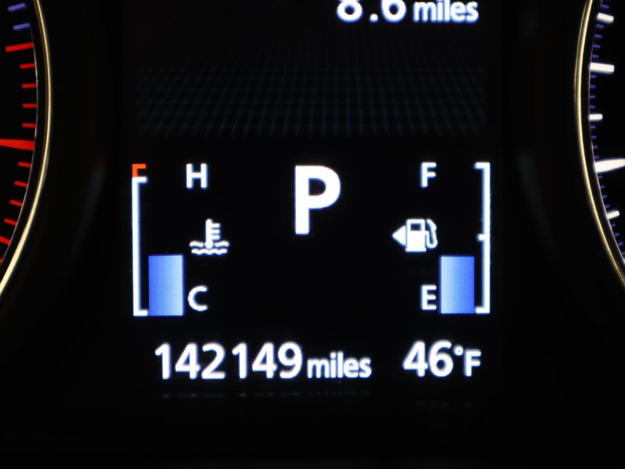 Vehicle image 14 of 45