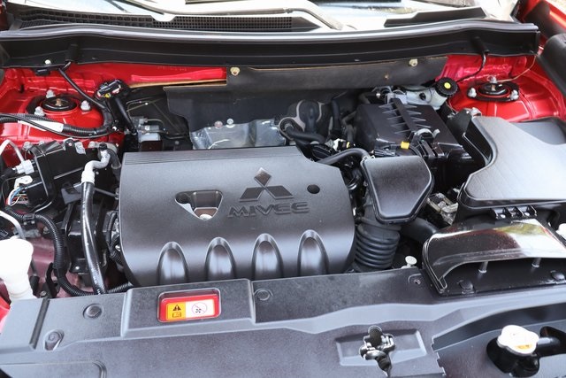 Vehicle image 9 of 52