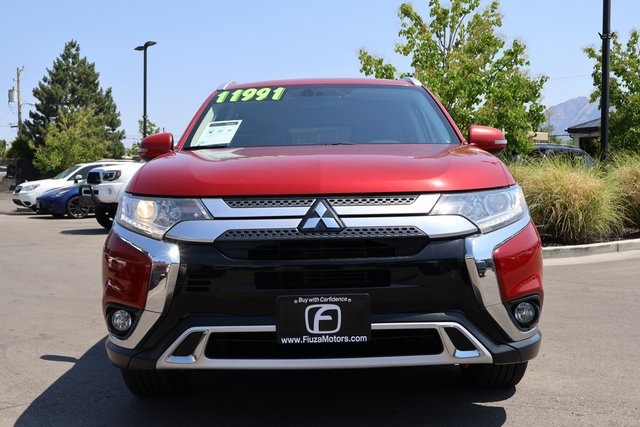 Vehicle image 4 of 52