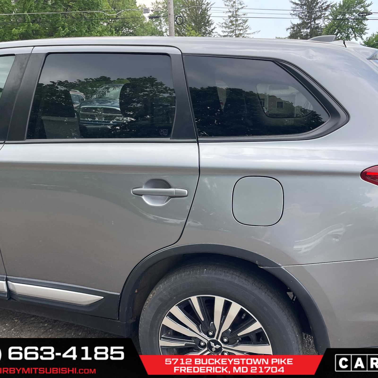 Vehicle image 6 of 12