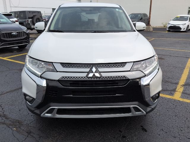 Vehicle image 4 of 12