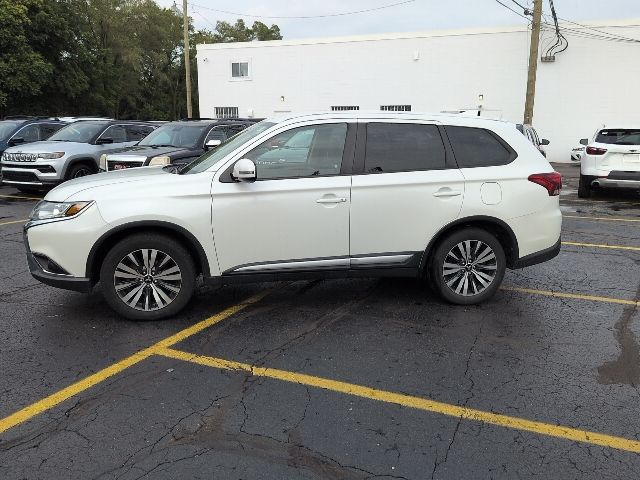 Vehicle image 3 of 12