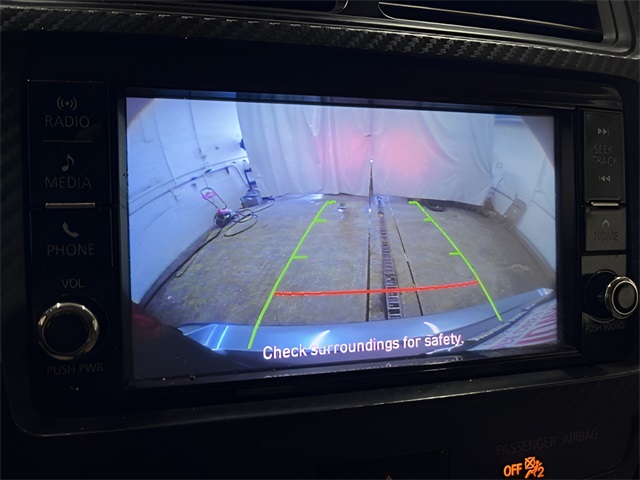 Vehicle image 16 of 26