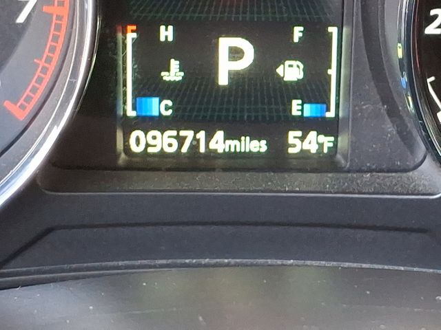 Vehicle image 20 of 31
