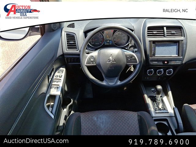 Vehicle image 13 of 37