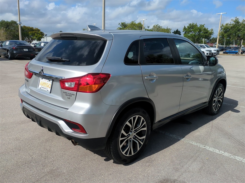 Vehicle image 6 of 29