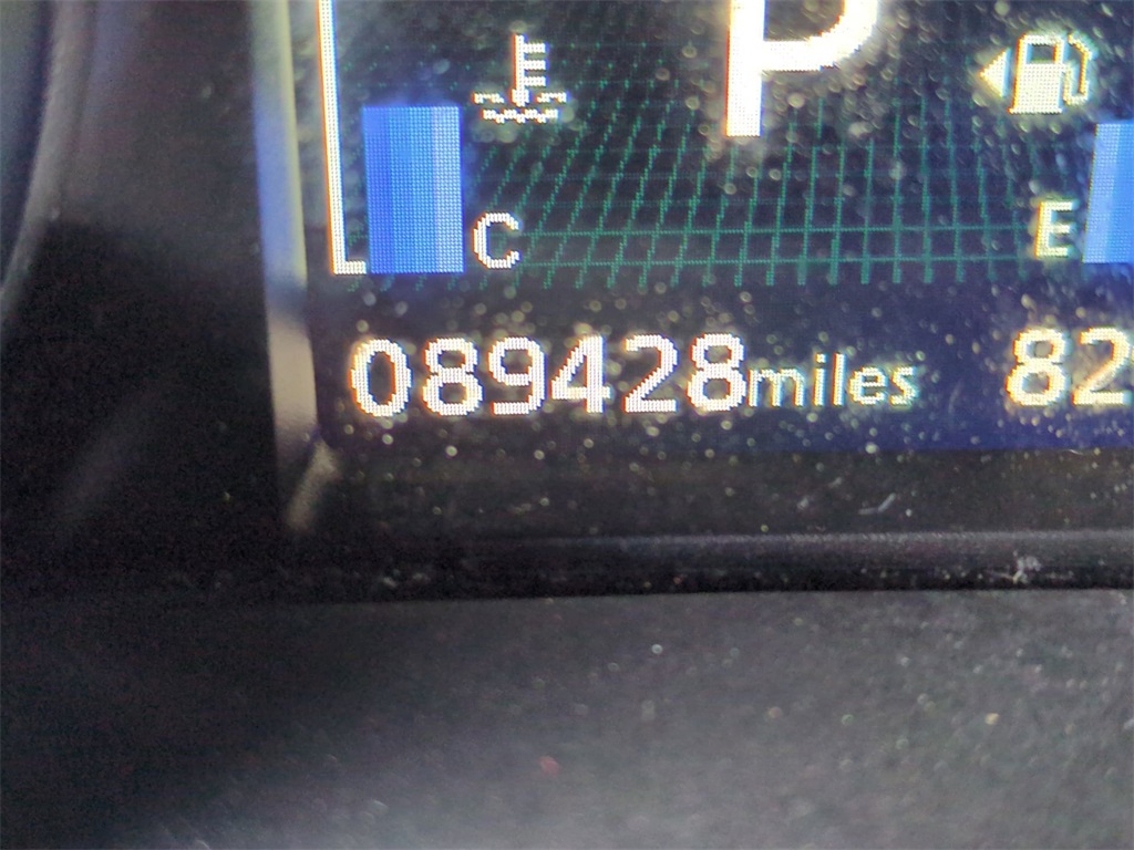 Vehicle image 27 of 29