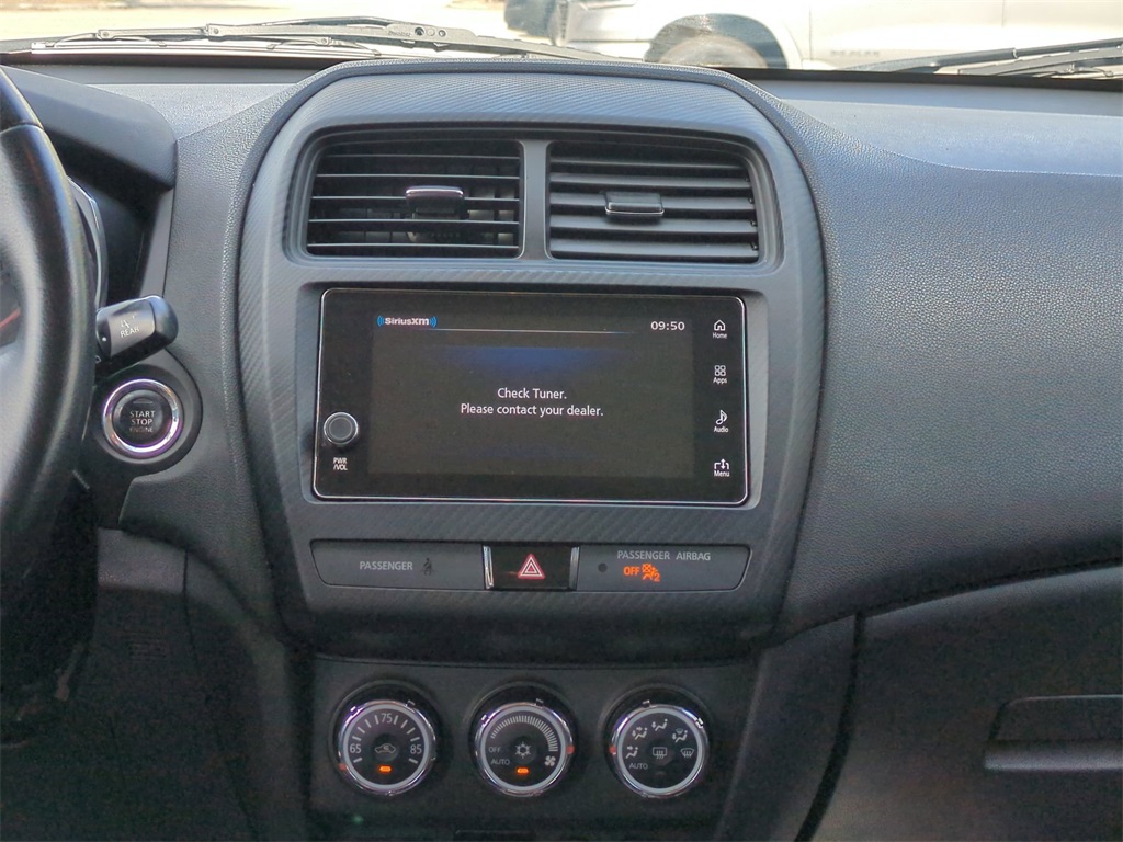 Vehicle image 18 of 29