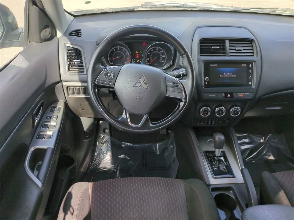 Vehicle image 16 of 29