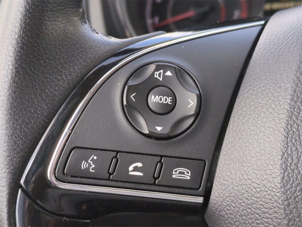 Vehicle image 24 of 29