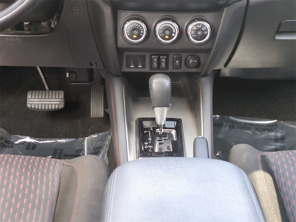 Vehicle image 19 of 29