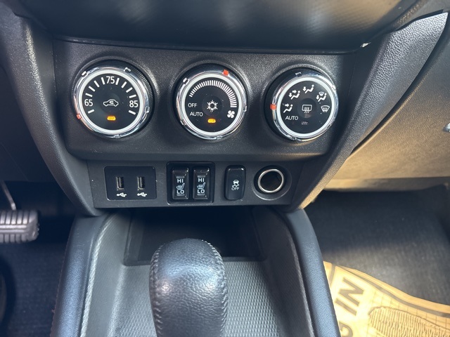 Vehicle image 21 of 22